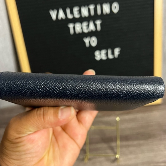 COPY - Valentino Garavini Vintage Wallet - Picture 8 of 10